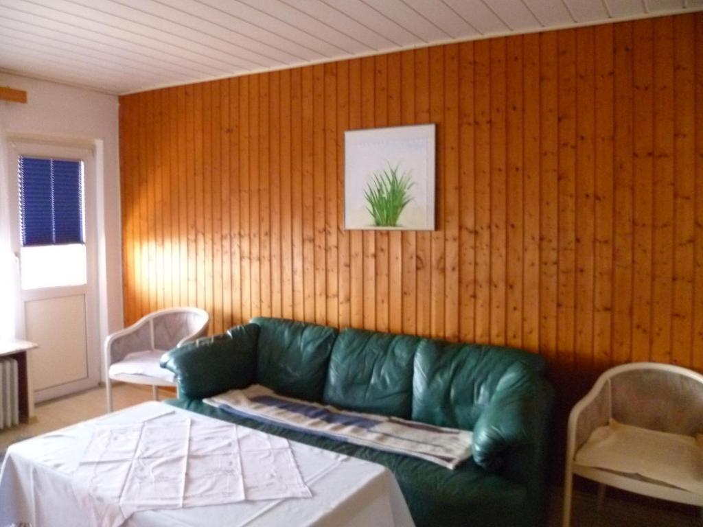 Hotel Rotbuche Westoverledingen Habitación foto